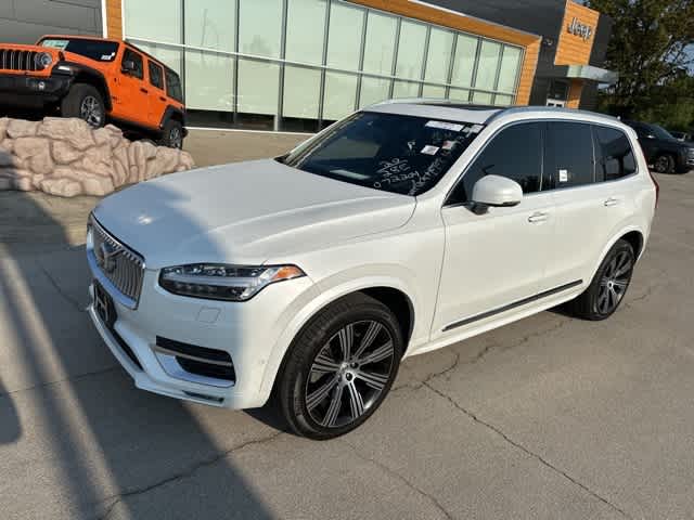 Thumbnail: 2022 Volvo XC90 - 16