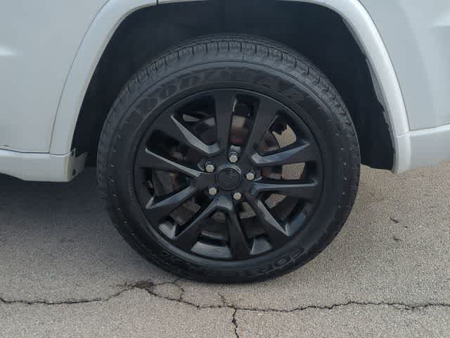 Thumbnail: 2018 Jeep Grand Cherokee - 14