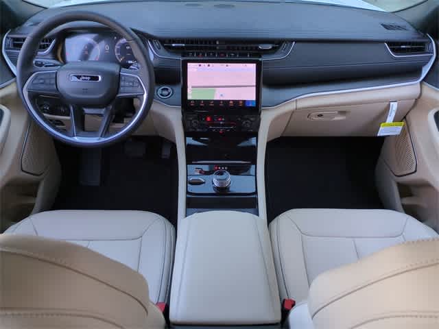 Thumbnail: 2025 Jeep Grand Cherokee L - 16