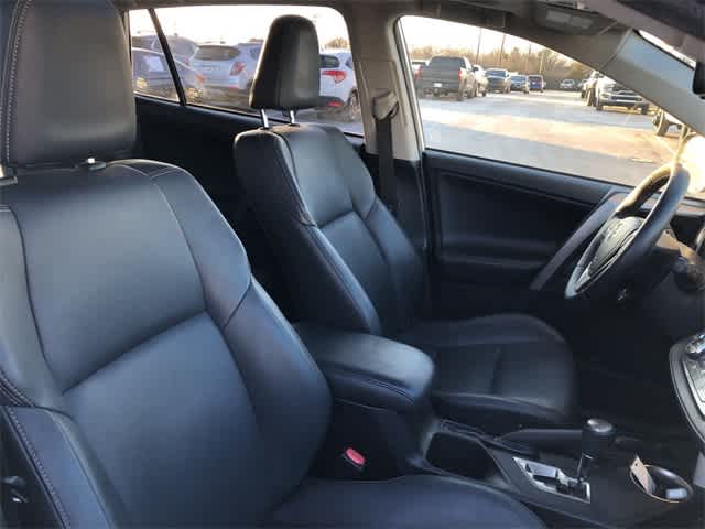 Thumbnail: 2013 Toyota RAV4 - 29