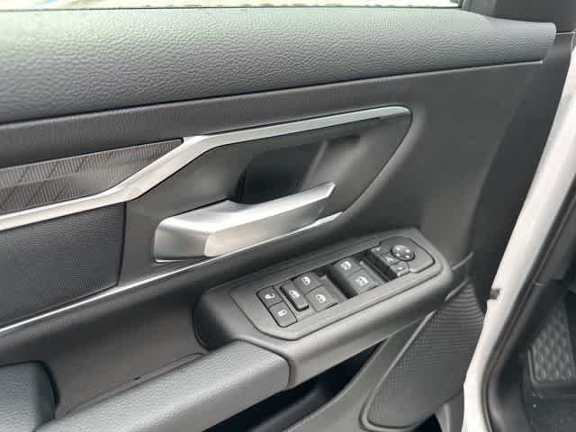 Thumbnail: 2026 RAM 1500 - 8