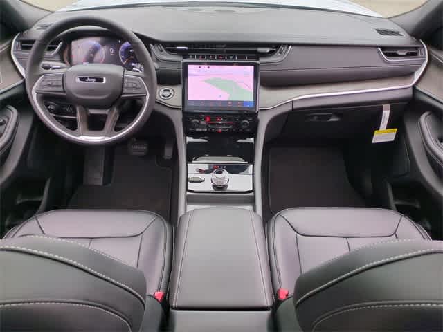 Thumbnail: 2025 Jeep Grand Cherokee - 16