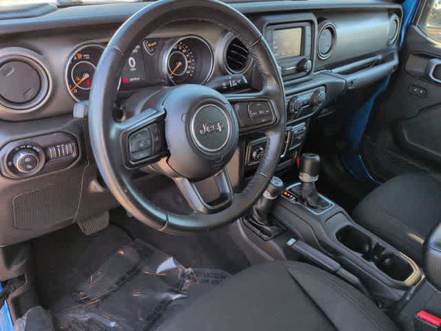 Thumbnail: 2021 Jeep Gladiator - 10