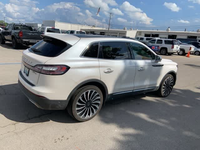 Thumbnail: 2019 Lincoln Nautilus - 22