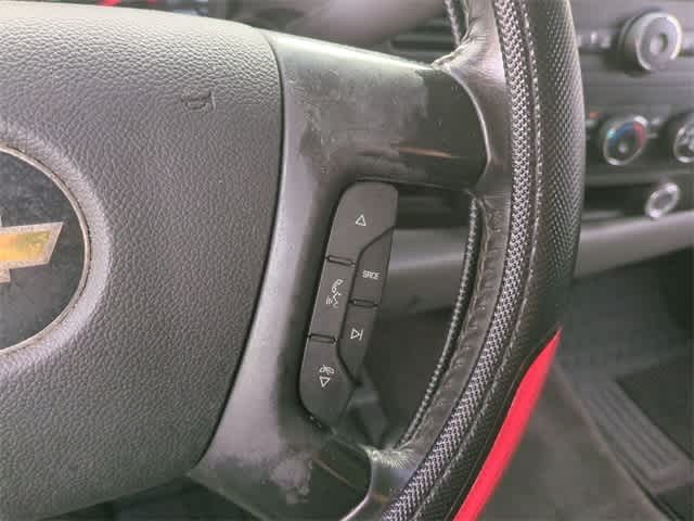 Thumbnail: 2011 Chevrolet Silverado 1500 - 25