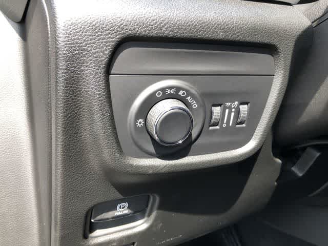 Thumbnail: 2025 Jeep Grand Cherokee - 23