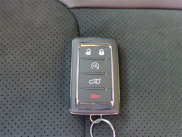 Thumbnail: 2025 Jeep Grand Cherokee - 37