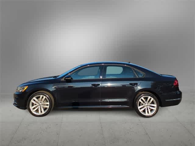 Thumbnail: 2019 Volkswagen Passat - 5