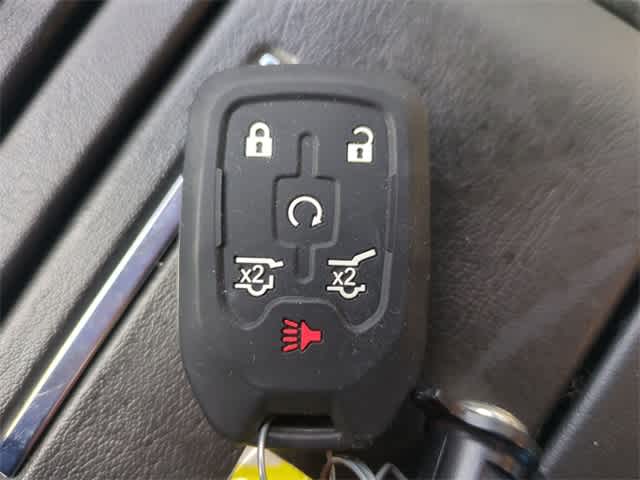 Thumbnail: 2016 Chevrolet Tahoe - 37