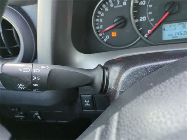 Thumbnail: 2016 Toyota RAV4 - 27