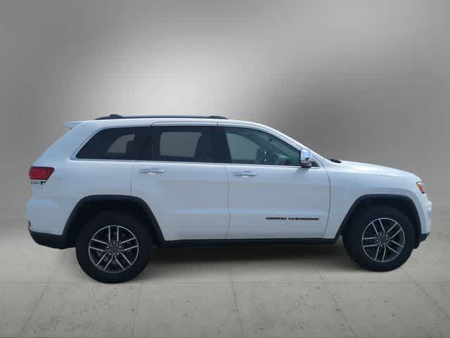 Thumbnail: 2020 Jeep Grand Cherokee - 9