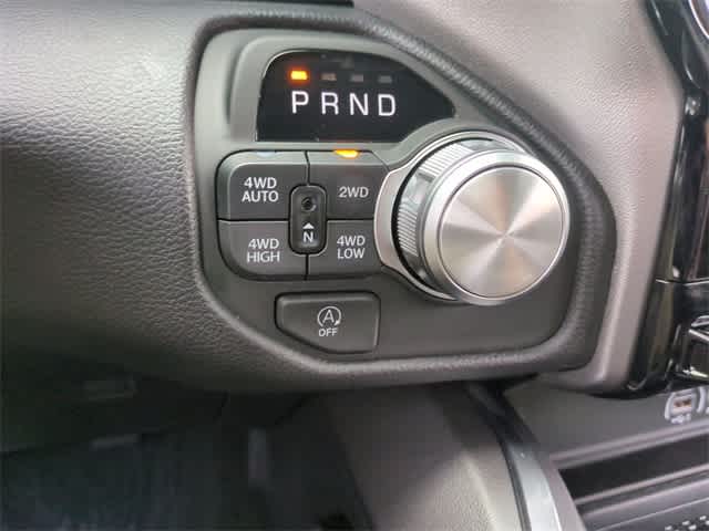 Thumbnail: 2026 RAM 1500 - 32