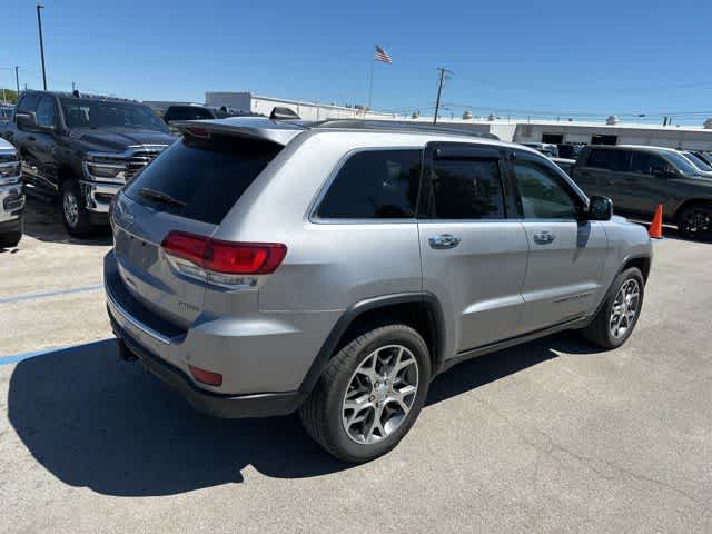 Thumbnail: 2020 Jeep Grand Cherokee - 23