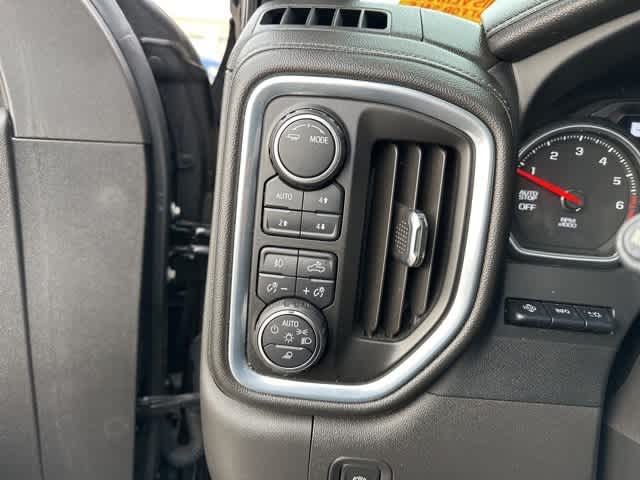 Thumbnail: 2022 Chevrolet Silverado 1500 - 13