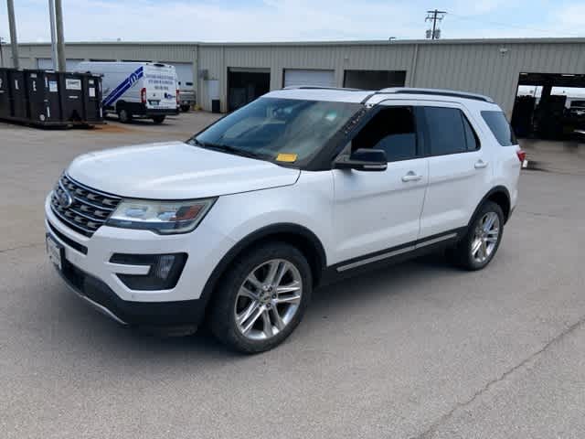 Thumbnail: 2016 Ford Explorer - 6