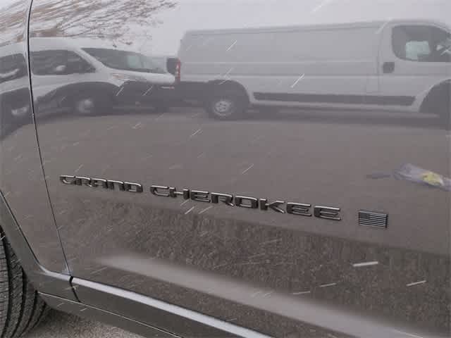 Thumbnail: 2025 Jeep Grand Cherokee L - 13