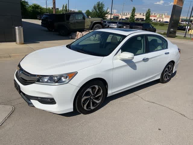 Thumbnail: 2016 Honda Accord - 14