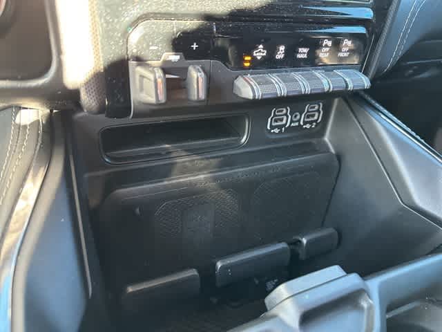 Thumbnail: 2023 RAM 1500 - 10