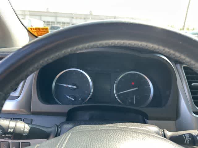 Thumbnail: 2017 Toyota Highlander - 14