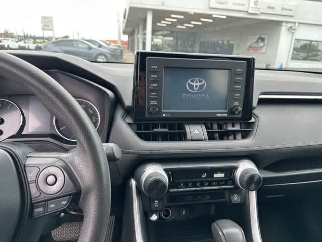 Thumbnail: 2020 Toyota RAV4 - 7