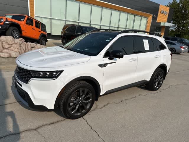 Thumbnail: 2022 Kia Sorento - 18
