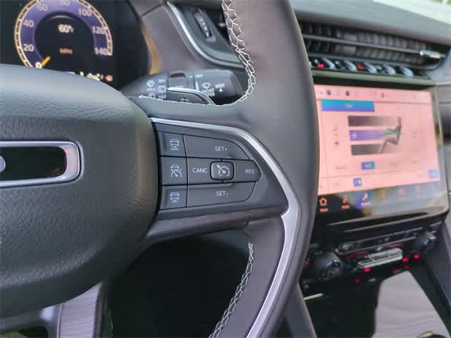 Thumbnail: 2025 Jeep Grand Cherokee L - 25