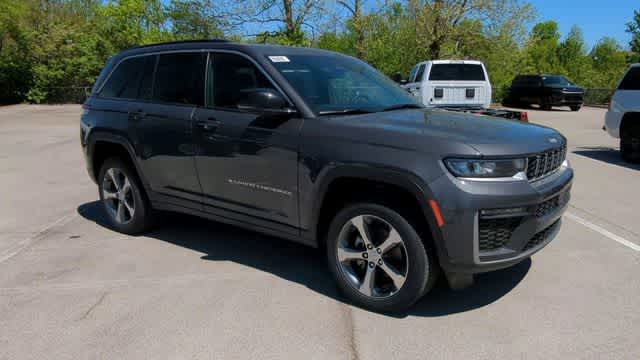 Thumbnail: 2026 Jeep Grand Cherokee - 2