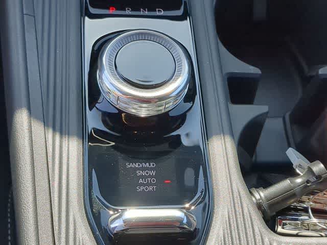 Thumbnail: 2026 Jeep Cherokee - 32