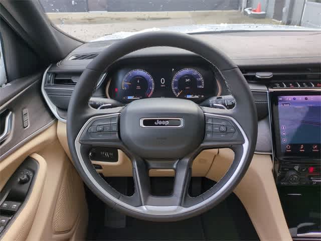 Thumbnail: 2025 Jeep Grand Cherokee L - 24