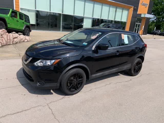 Thumbnail: 2019 Nissan Rogue Sport - 14