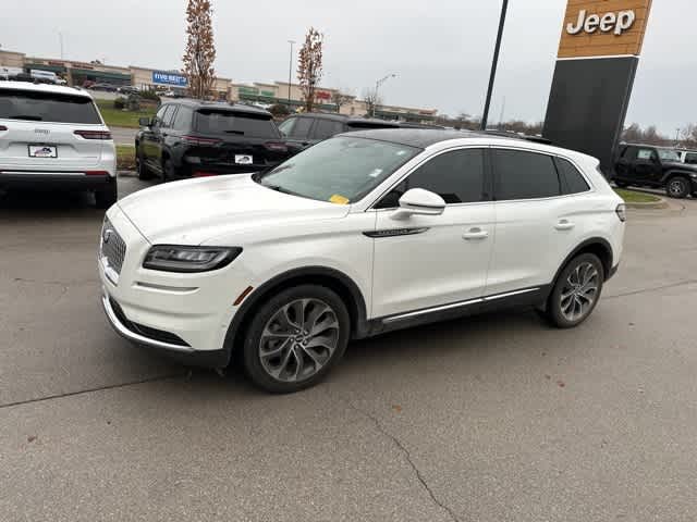 Thumbnail: 2022 Lincoln Nautilus - 16