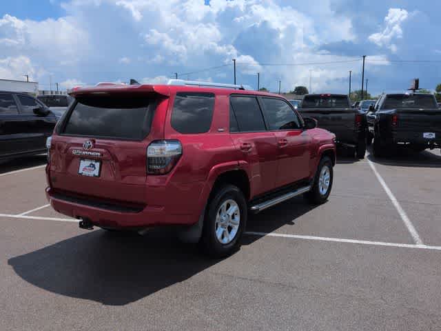 Thumbnail: 2016 Toyota 4Runner - 8