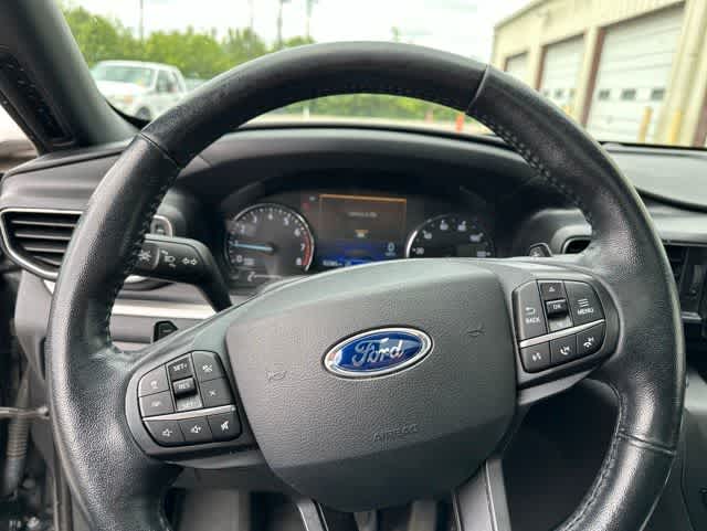 Thumbnail: 2020 Ford Explorer - 11