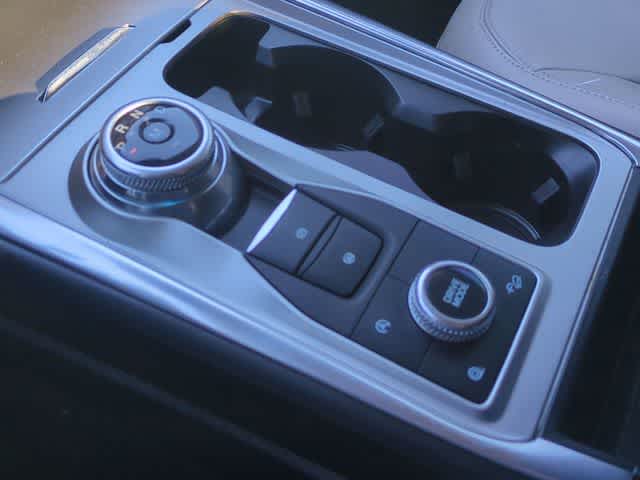 Thumbnail: 2020 Ford Explorer - 35