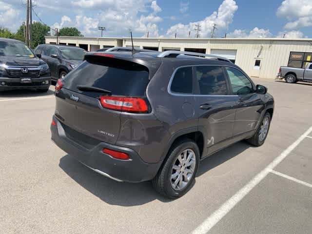 Thumbnail: 2018 Jeep Cherokee - 22