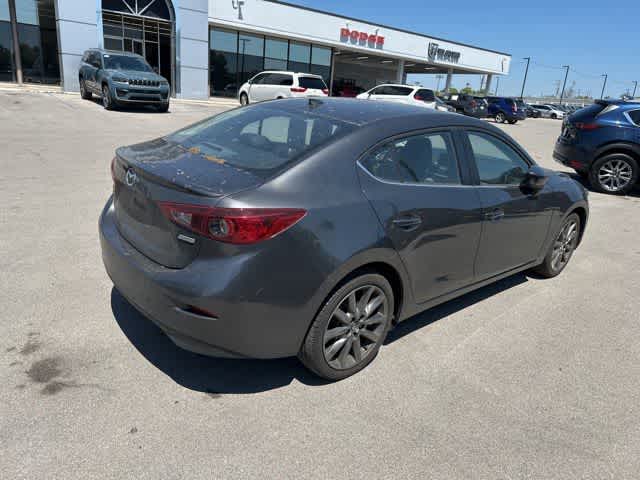 Thumbnail: 2018 Mazda Mazda3 - 18