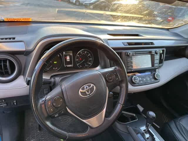 Thumbnail: 2016 Toyota RAV4 - 8