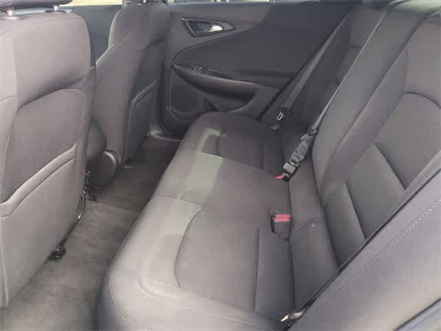 Thumbnail: 2019 Chevrolet Malibu - 19