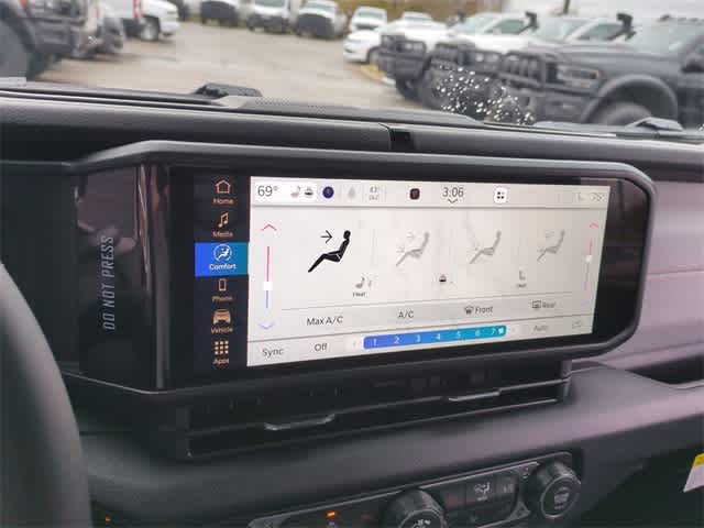 Thumbnail: 2026 Jeep Wrangler - 28