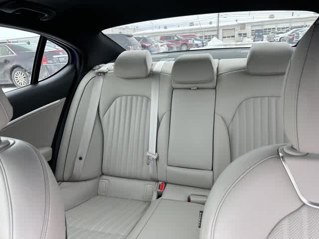 Thumbnail: 2023 Genesis G70 - 5