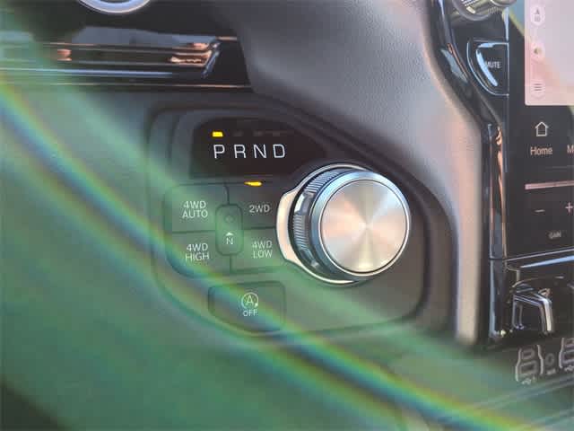 Thumbnail: 2026 RAM 1500 - 32