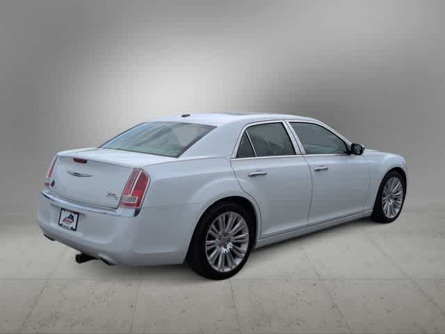 Thumbnail: 2013 Chrysler 300 - 8