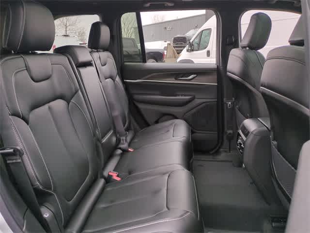 Thumbnail: 2025 Jeep Grand Cherokee - 21