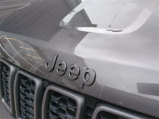 Thumbnail: 2021 Jeep Grand Cherokee - 12