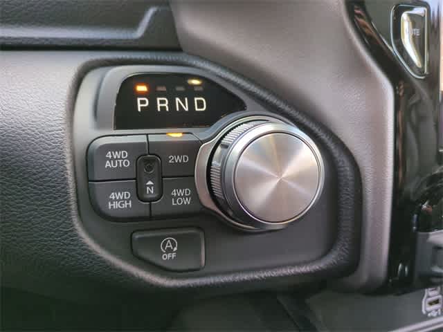 Thumbnail: 2026 RAM 1500 - 32