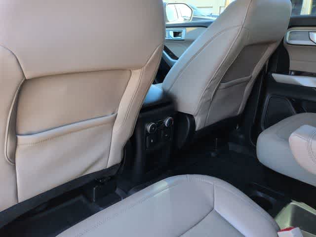 Thumbnail: 2021 Ford Explorer - 17