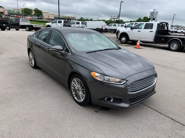 2015 Ford Fusion SE 27