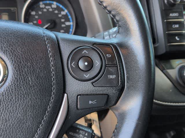 Thumbnail: 2018 Toyota RAV4 - 25