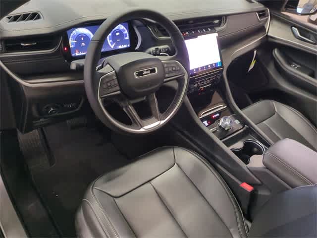 Thumbnail: 2025 Jeep Grand Cherokee - 10