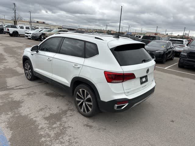 Thumbnail: 2022 Volkswagen Taos - 16